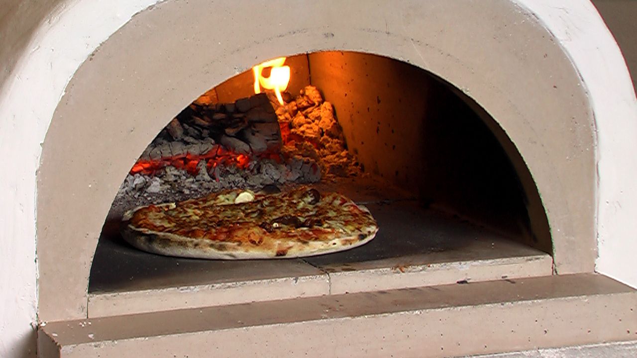 Supra | Pec Family Pizza